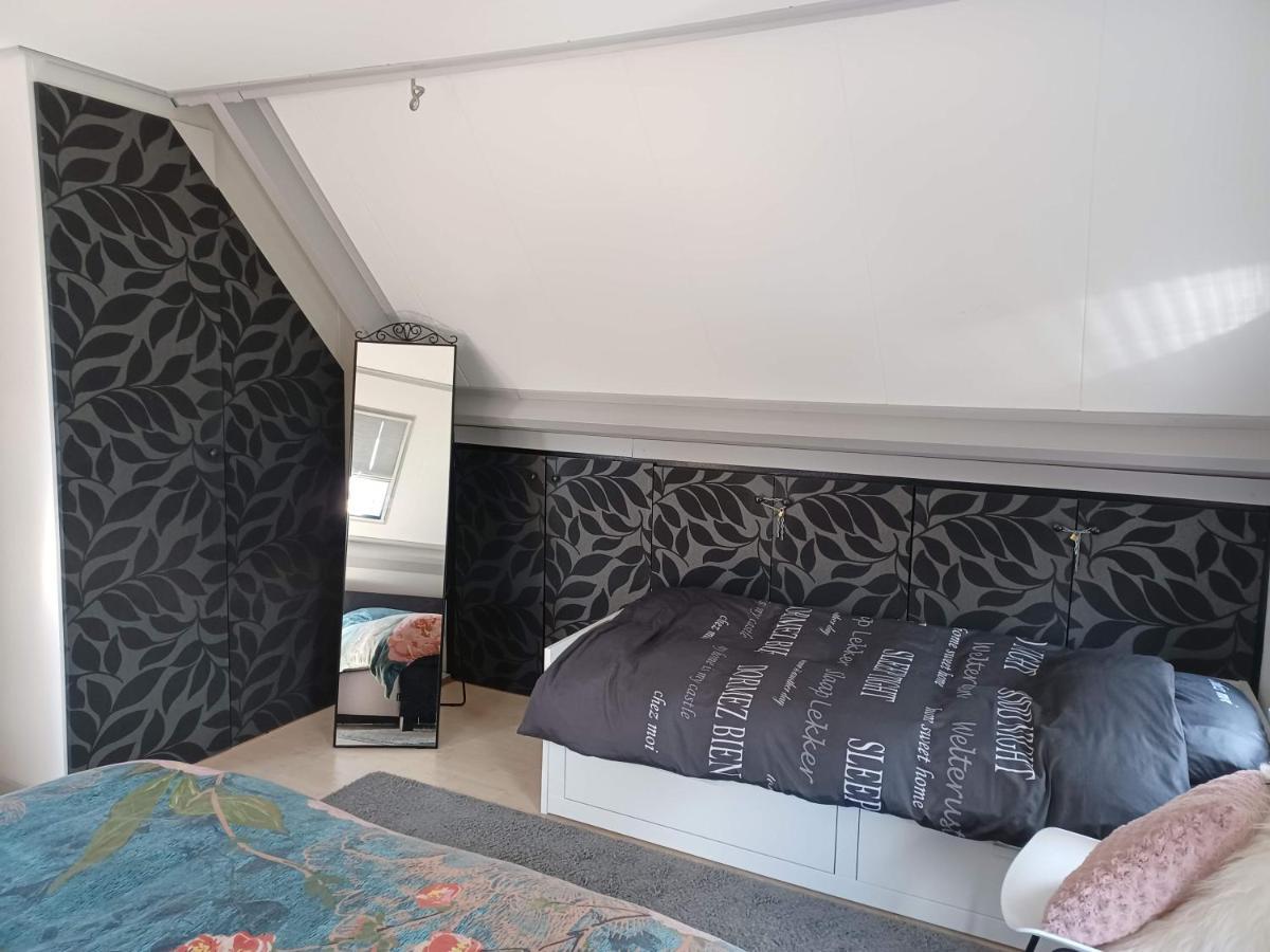Karakteristiek Huis In Centrum Winsum Met Nieuwe Badkamer Exterior foto